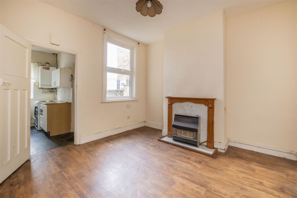 Melton Street, Kettering, 3 bedroom, House Mid Terrace