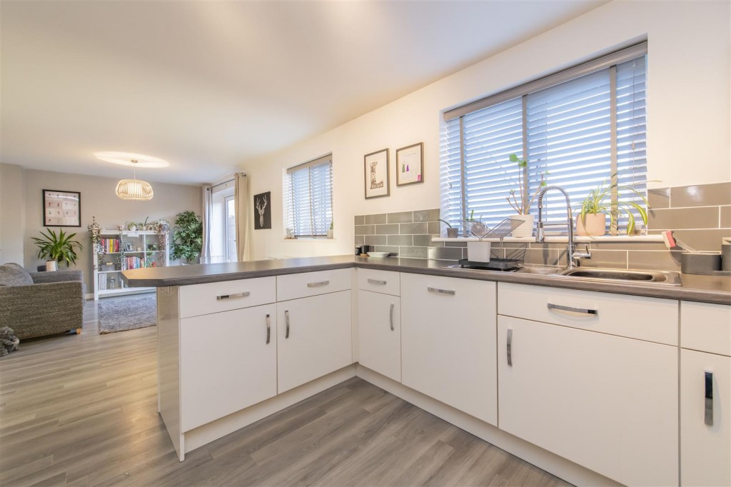 Brigadier Way, Weldon, Corby, 5 bedroom, House Detached