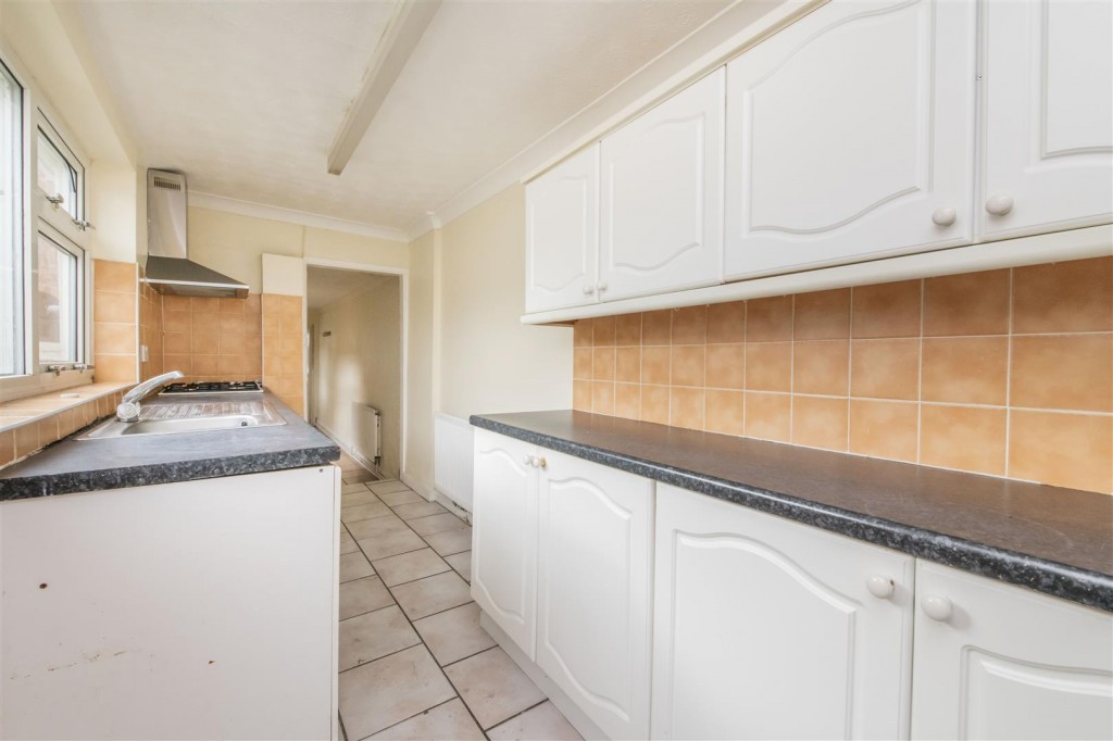 Regent Street, Desborough, 3 bedroom, House Mid Terrace