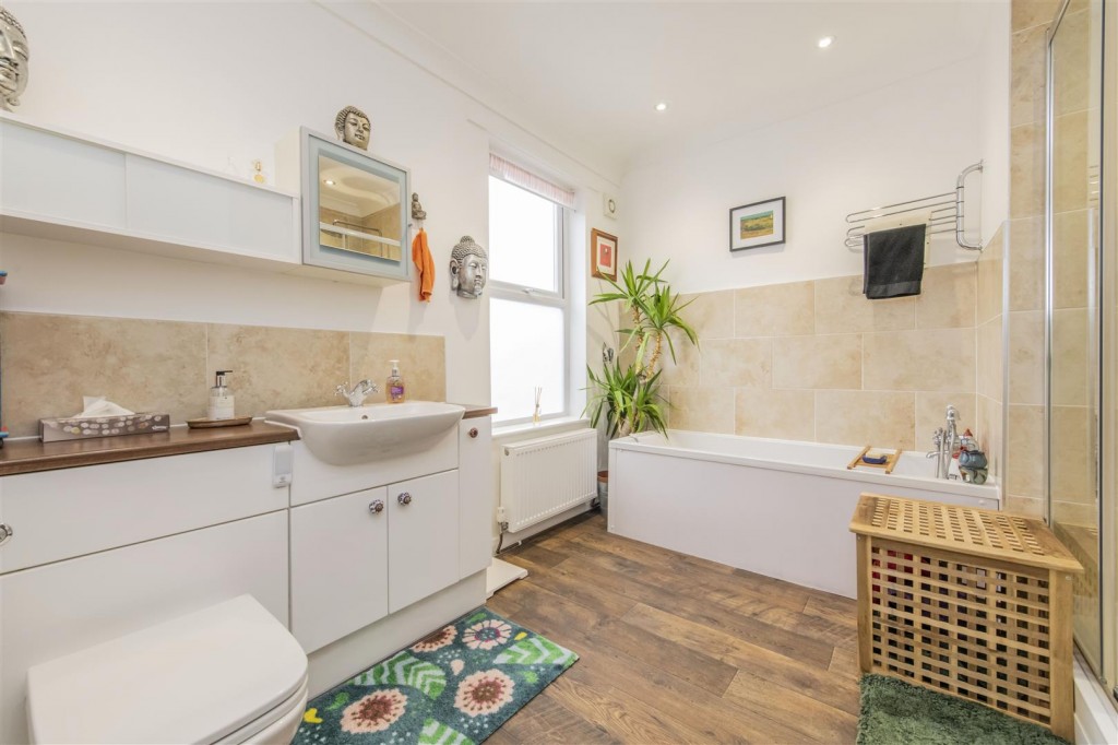 St. Michaels Road, Kettering, 3 bedroom, House SemiDetached