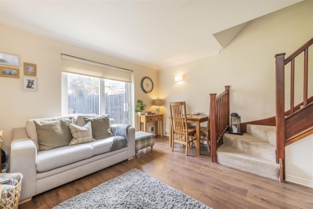 Gainage Close, Oakley Vale, Corby, 2 bedroom, House SemiDetached