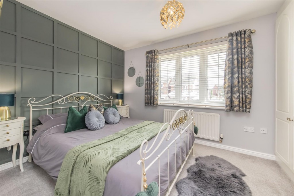 Gainage Close, Oakley Vale, Corby, 2 bedroom, House SemiDetached