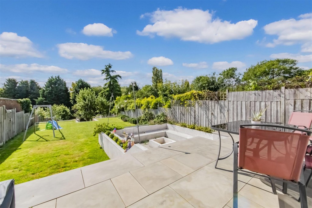 Corby Road, Weldon, Corby, 3 bedroom, House SemiDetached