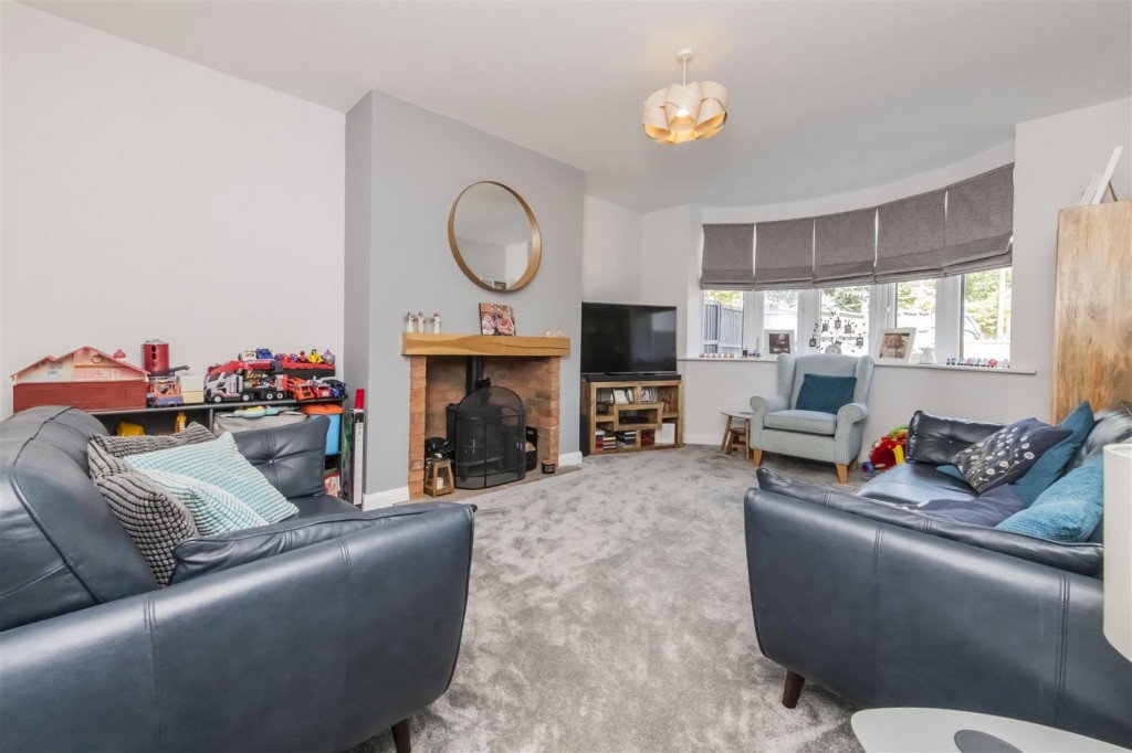 Corby Road, Weldon, Corby, 3 bedroom, House SemiDetached