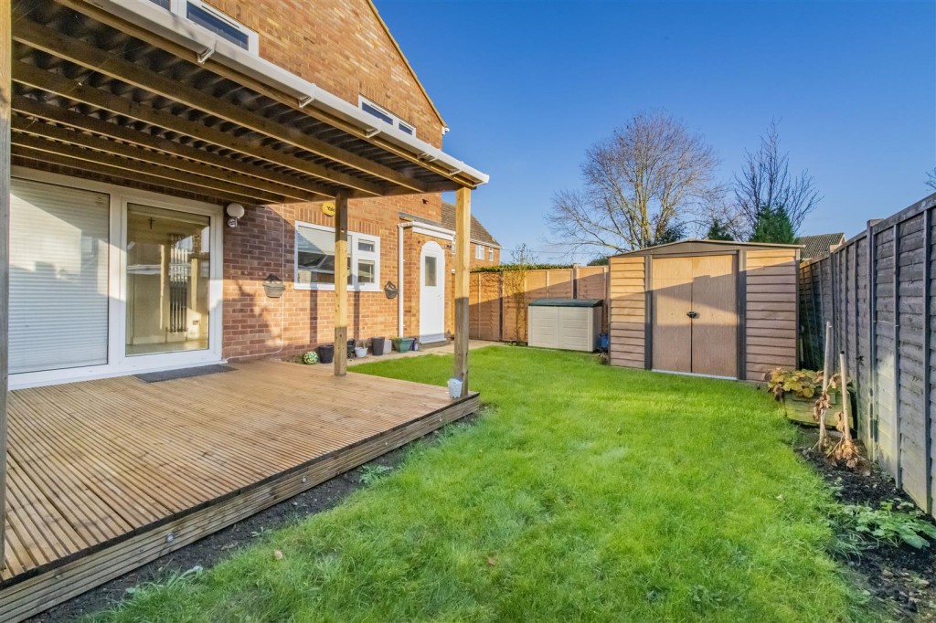 St. Saviours Road, Kettering, 4 bedroom, House SemiDetached