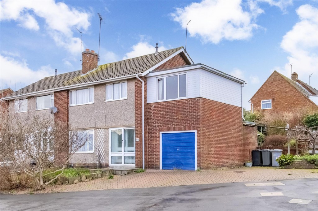 St. Johns Road, Kettering, 4 bedroom, House SemiDetached