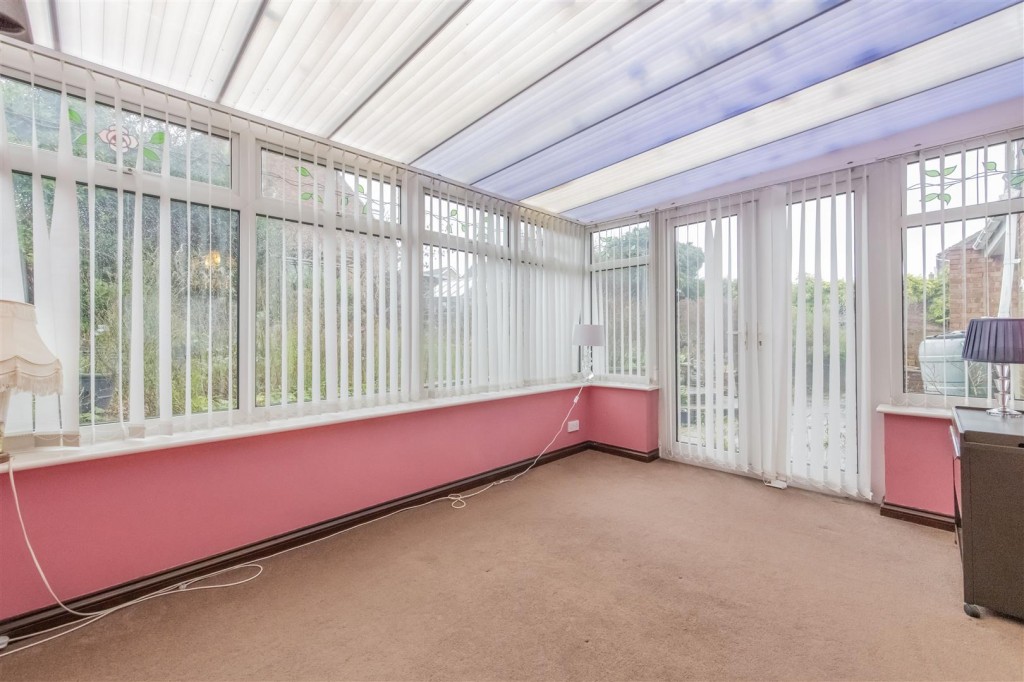 St. Johns Road, Kettering, 4 bedroom, House SemiDetached