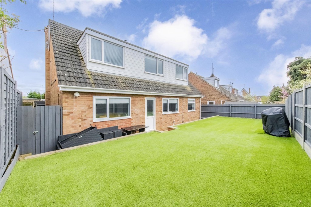 Birch Barn Way, Northampton, 3 bedroom, House Detached