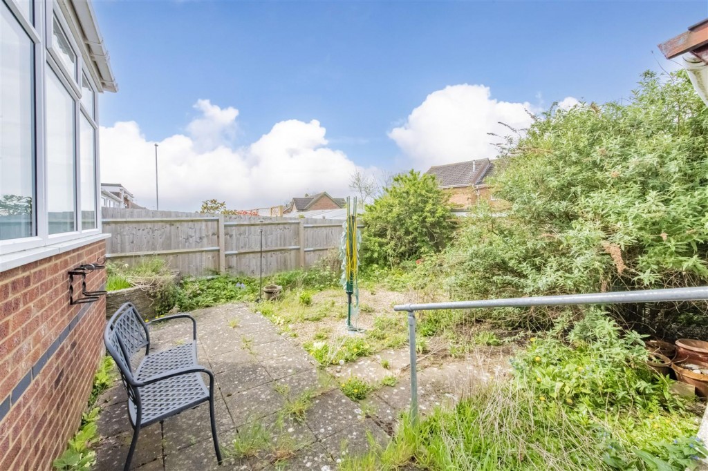 Pennine Way, Kettering, 2 bedroom, Bungalow