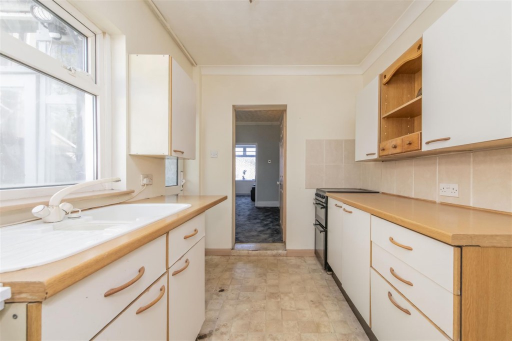 Durban Road, Kettering, 3 bedroom, House Mid Terrace