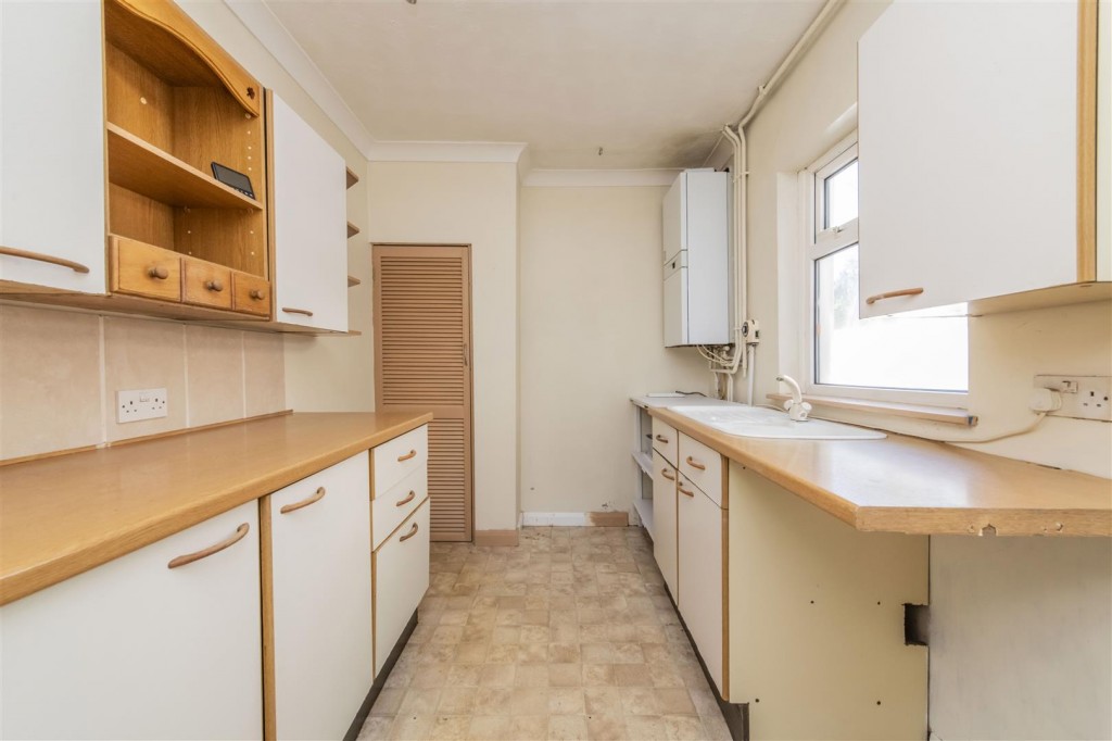 Durban Road, Kettering, 3 bedroom, House Mid Terrace