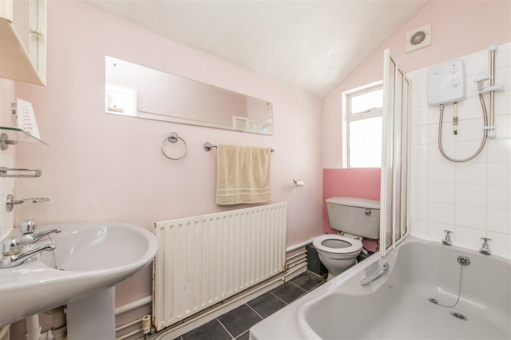 Durban Road, Kettering, 3 bedroom, House Mid Terrace