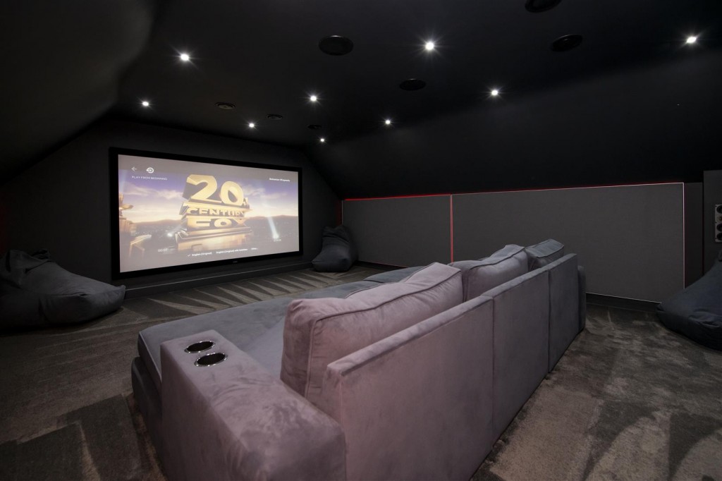 Wold Road, Burton Latimer VIEWING ESSENTIAL, 5 bedroom, House Detached