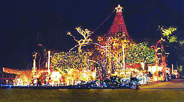 Barrington Oaks Christmas Lights 2022 Where To See The Lights, Wonderland Of Lights, Christmas Lane & More | Osprey Observer