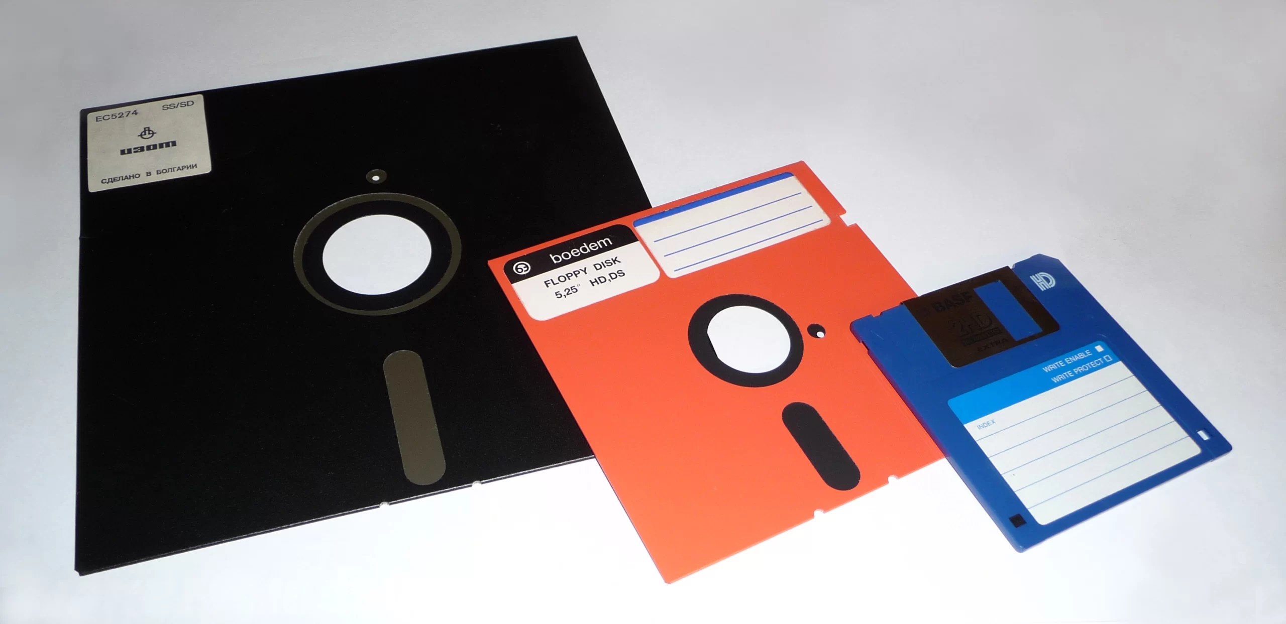 Bagaimana Cara Kerja Floppy Disk Di Komputer? Ostife