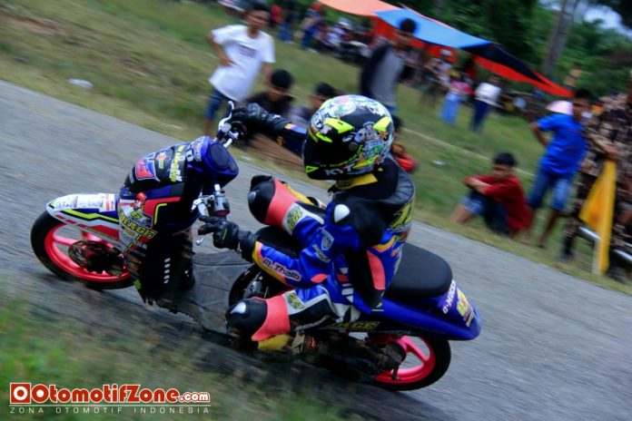 @wahyujayamotor168 toko ban motor komplit, istimewa murahnya~ berat ban sudah real. BKLSpeed.com Open Road Race 2019 : Scoopy Cantik N-Tech Mz ...