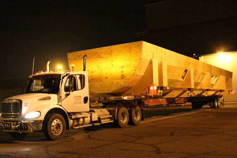 Flatbed Specialized Trucking Company MN Home on Weekends Truck Driver