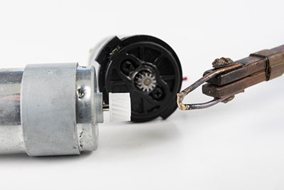 MG995 Servo Motor | Specs, Features & Metal Gear Servos