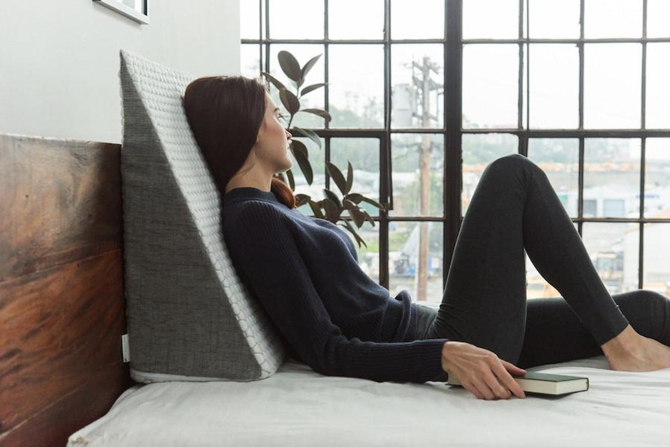 The Benefits of Wedge Pillows Elevate Your Mattress & Sleep