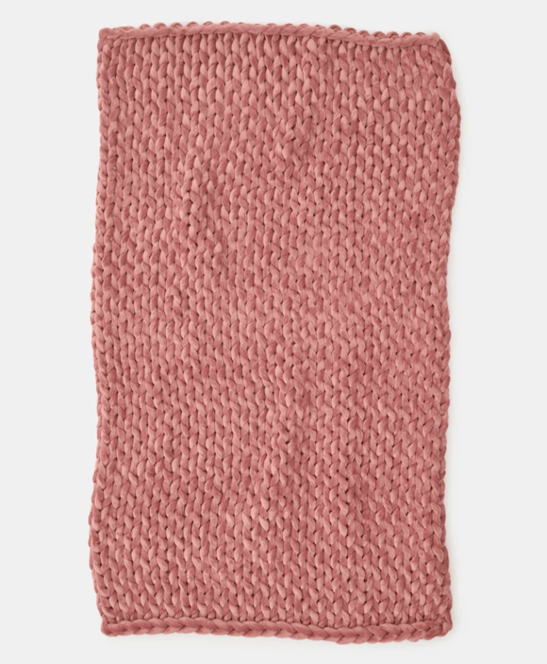 Bearaby Weighted Blanket Review The Napper, A Chunky Knit Blanket
