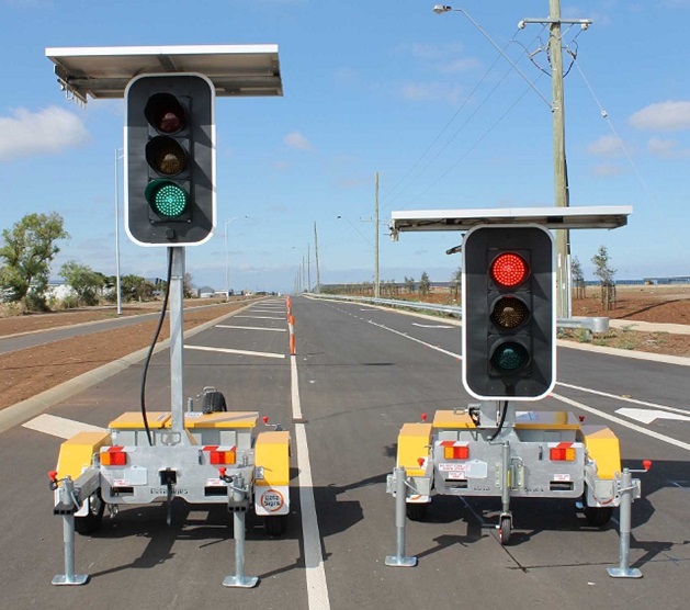 Traffic Controllers Ensure an Efficient Management of Traffic around