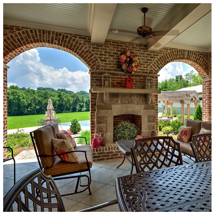 Southern Escape Outdoor Classic Structures