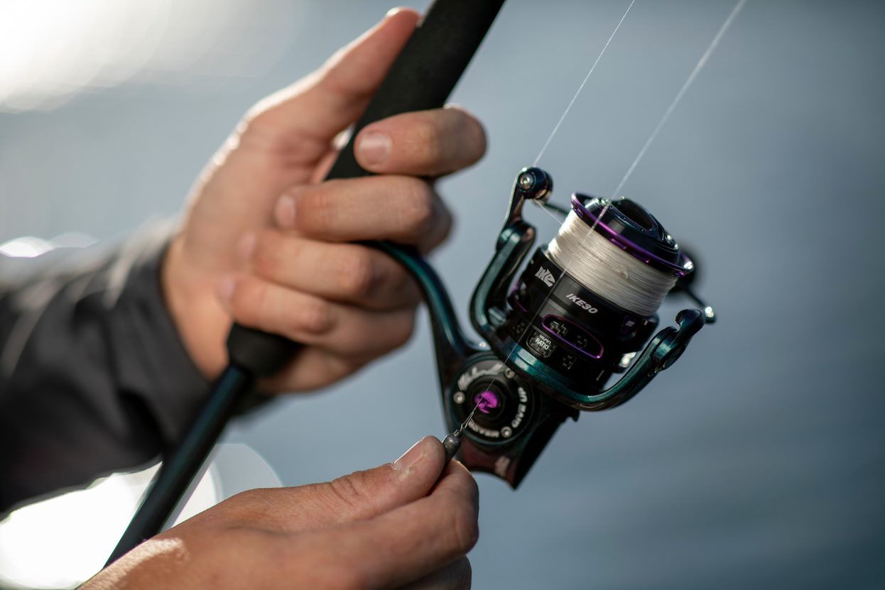 How To Spool A Spinning Reel And Avoid Line Twists | Outdoor Life