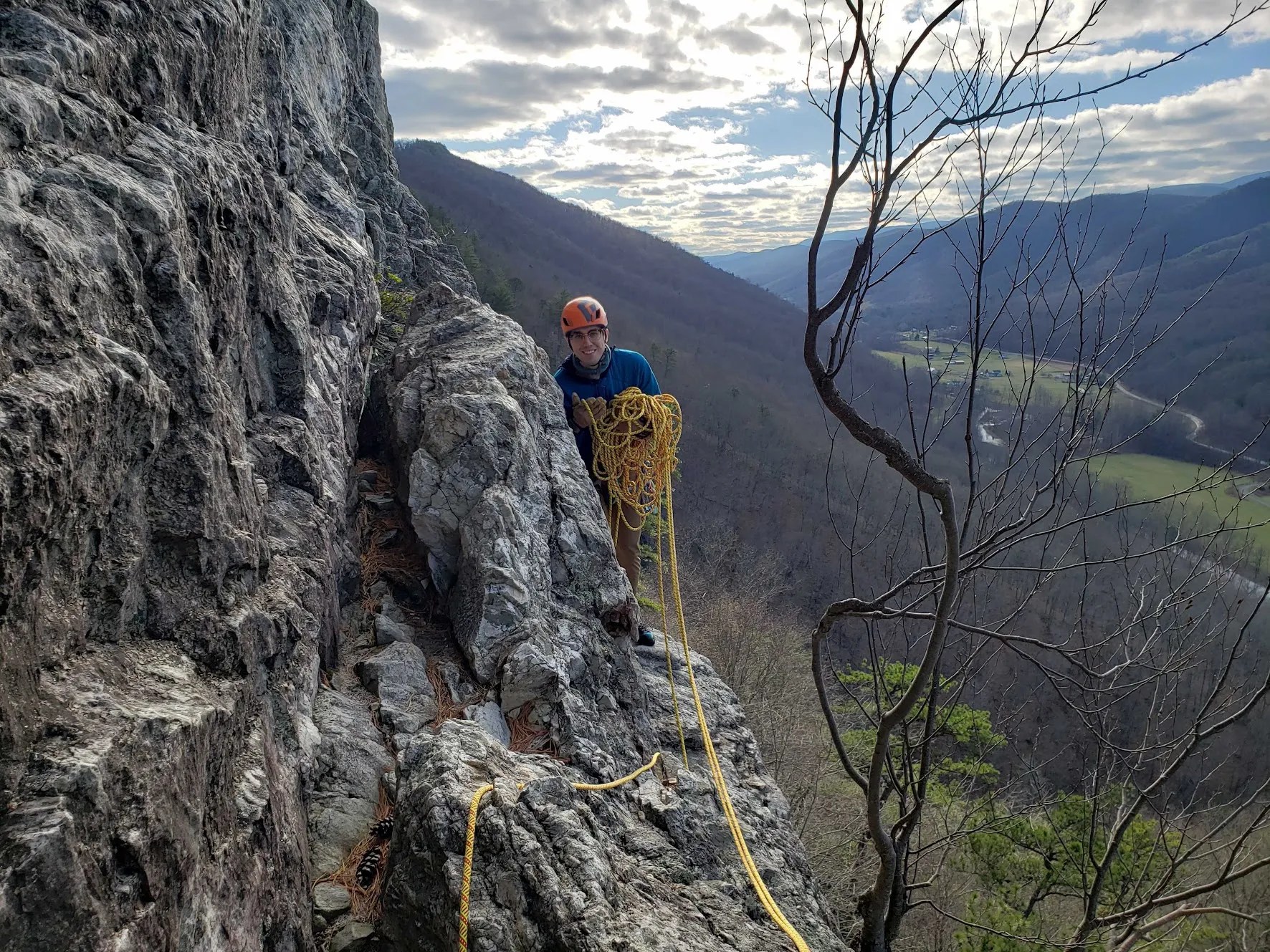 Clove Hitch Climbing Technique One Handed Trick ORB 2024