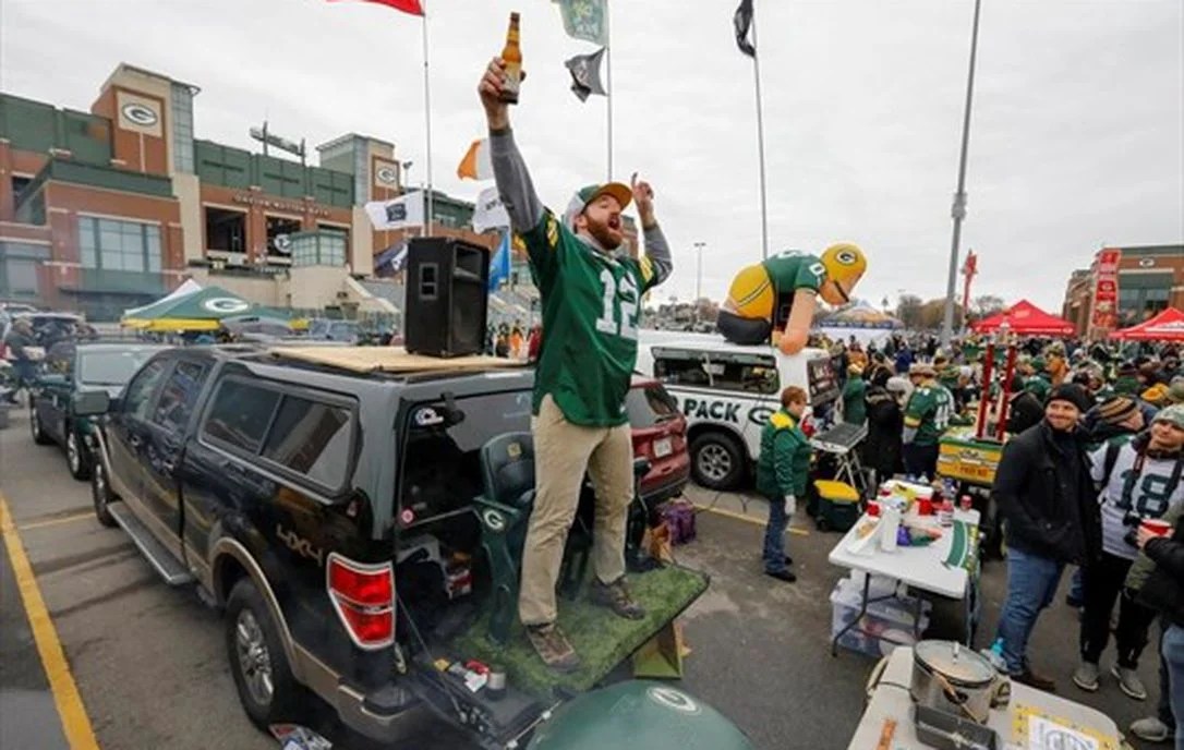 10 Epic Tailgate Party Tips Outeraudio