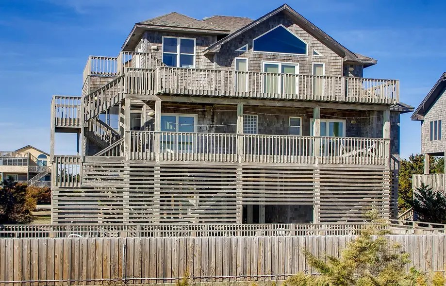 Bermuda Dunes Vacation rental home in Avon, NC