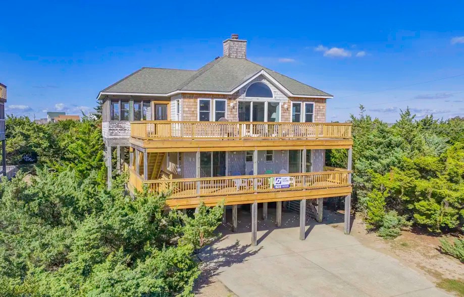 Longview Vacation rental home in Waves, NC