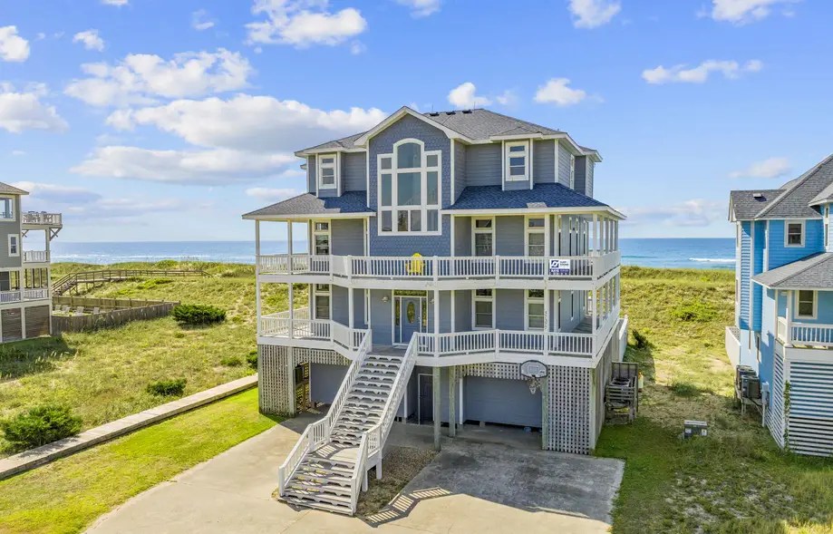 Rejuvenation Vacation rental home in Hatteras, NC