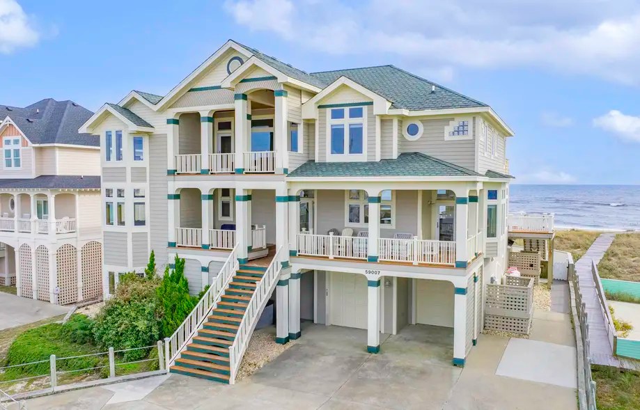 Nautilus Vacation rental home in Hatteras, NC