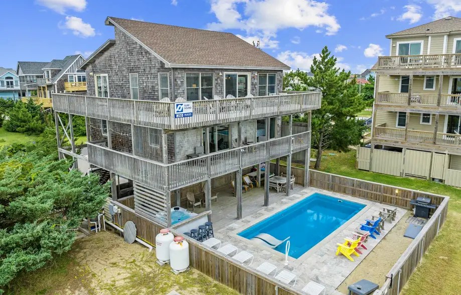 Las Olas Vacation rental home in Waves, NC