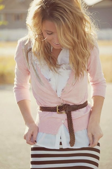 16 Best Beach Party Outfit Ideas for Women- Beach Style Look