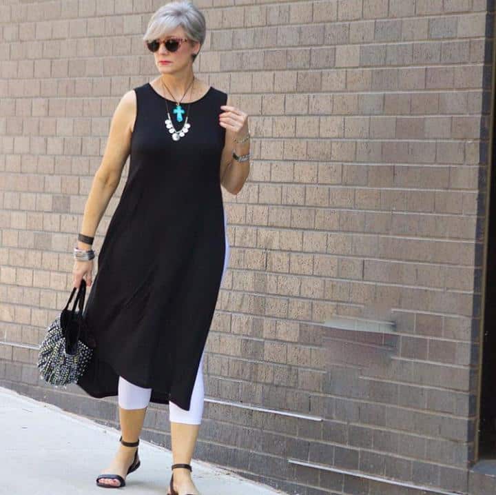 How to Wear Capris for Women Over 50? 18 Capri Pant Outfits