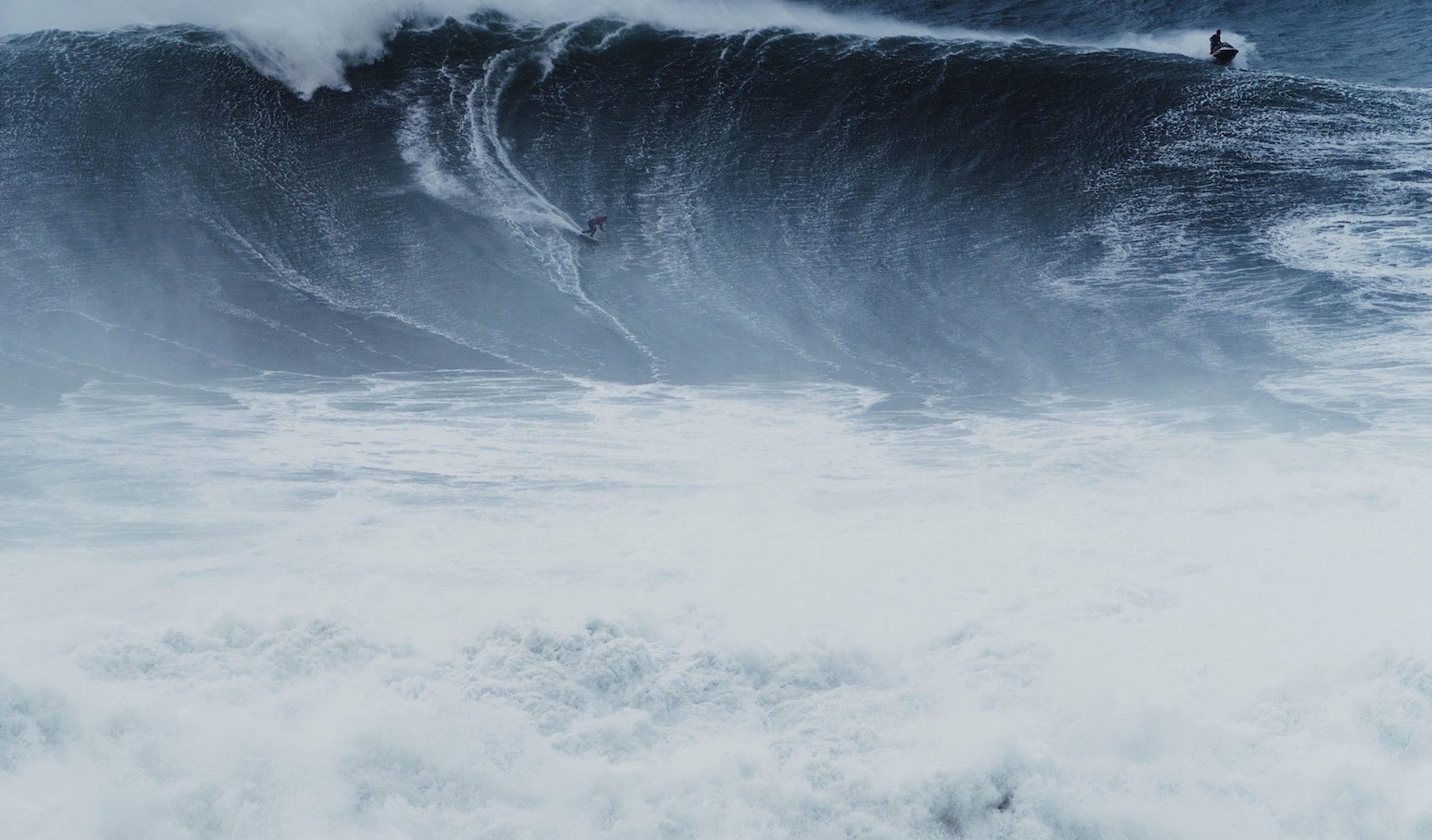 Le son de la vague de Nazaré capté par un maître de la musique électro