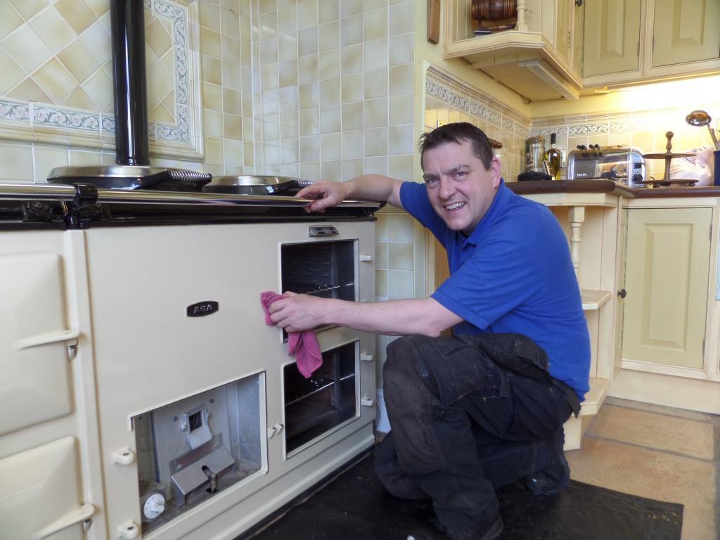 How To Clean Aga Hotplate And Planning A Full Aga Clean