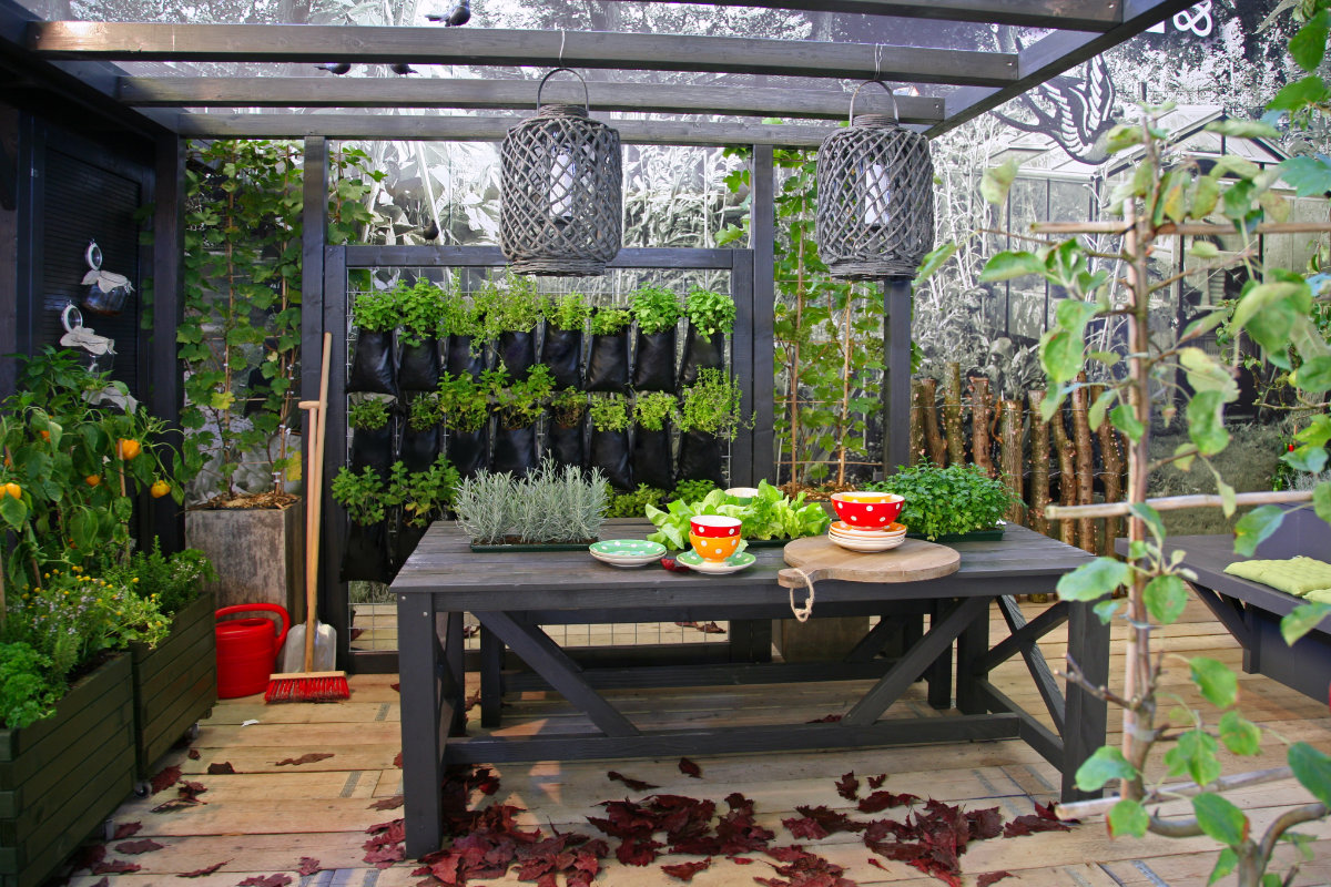 Terrasoverkapping prijs voordelen &amp; kostprijs per materiaal