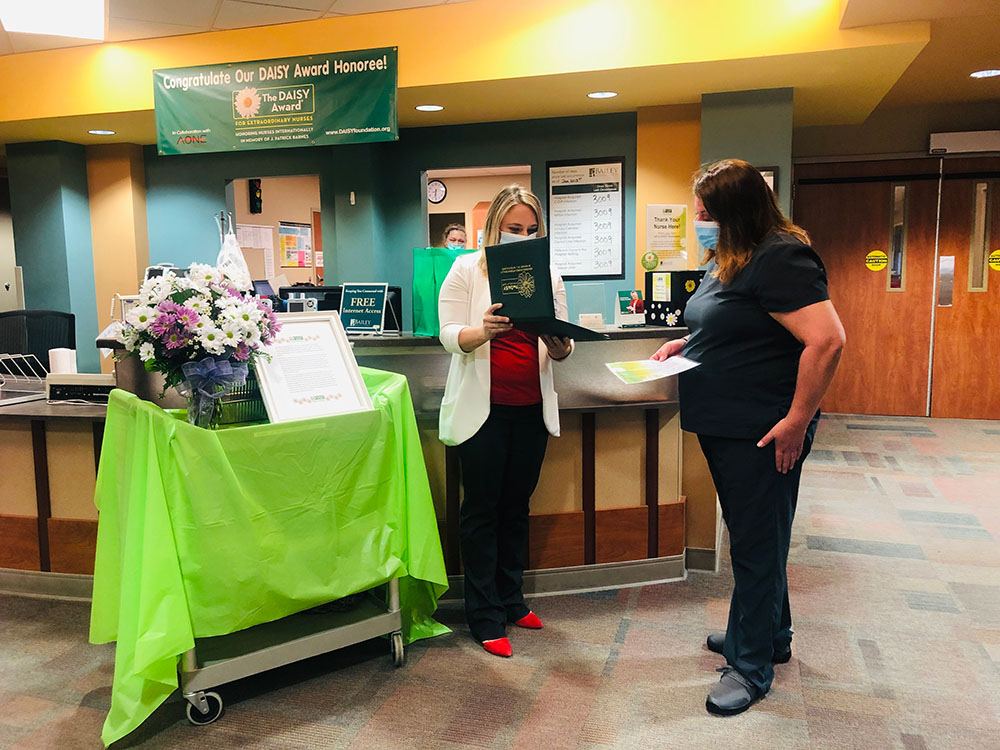 Bailey Medical Center Employee Receives DAISY Award