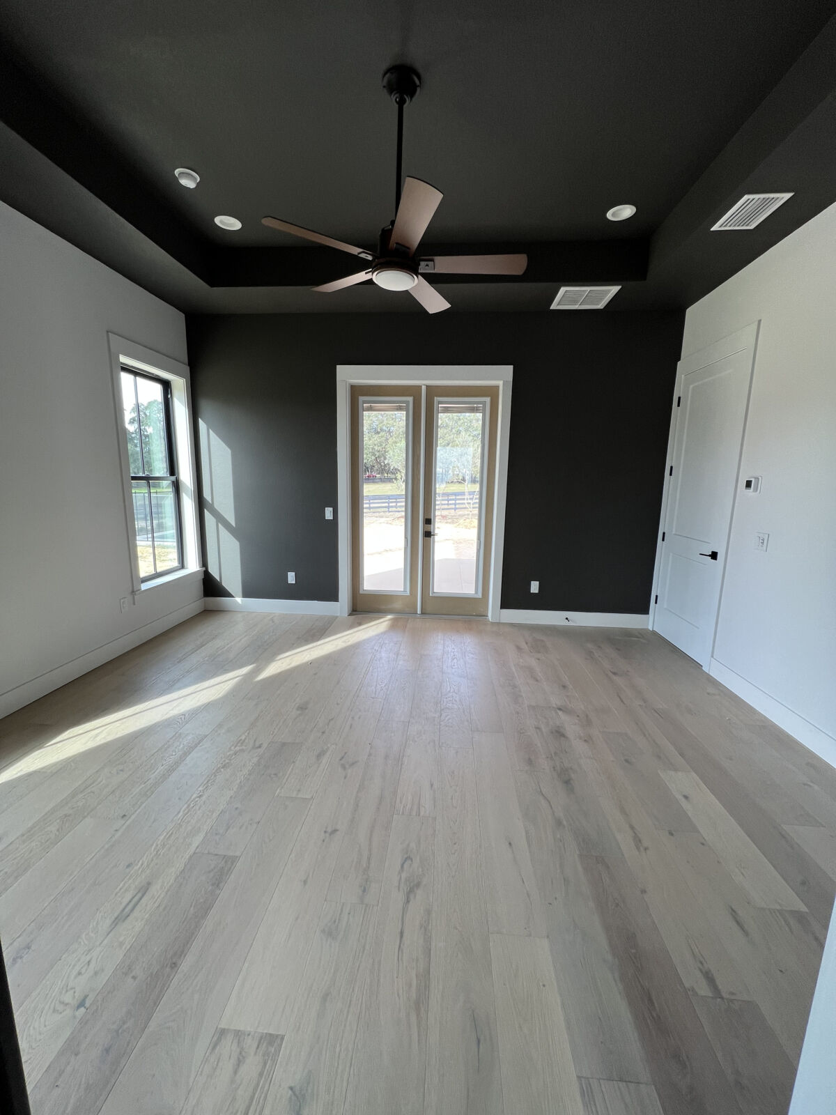 Modern Farm House Reddick Owen Construction