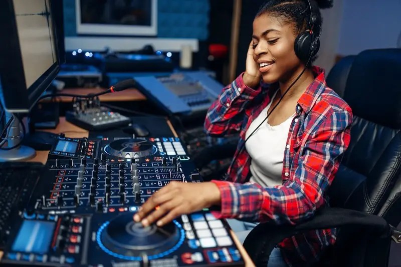 What Does A Sound Mixer Do (including Their Typical Day at Work)