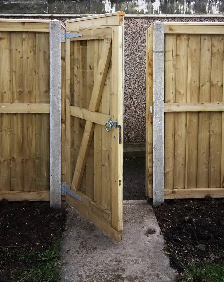 25 Unique Fence Gate Ideas for 2021 Own The Yard