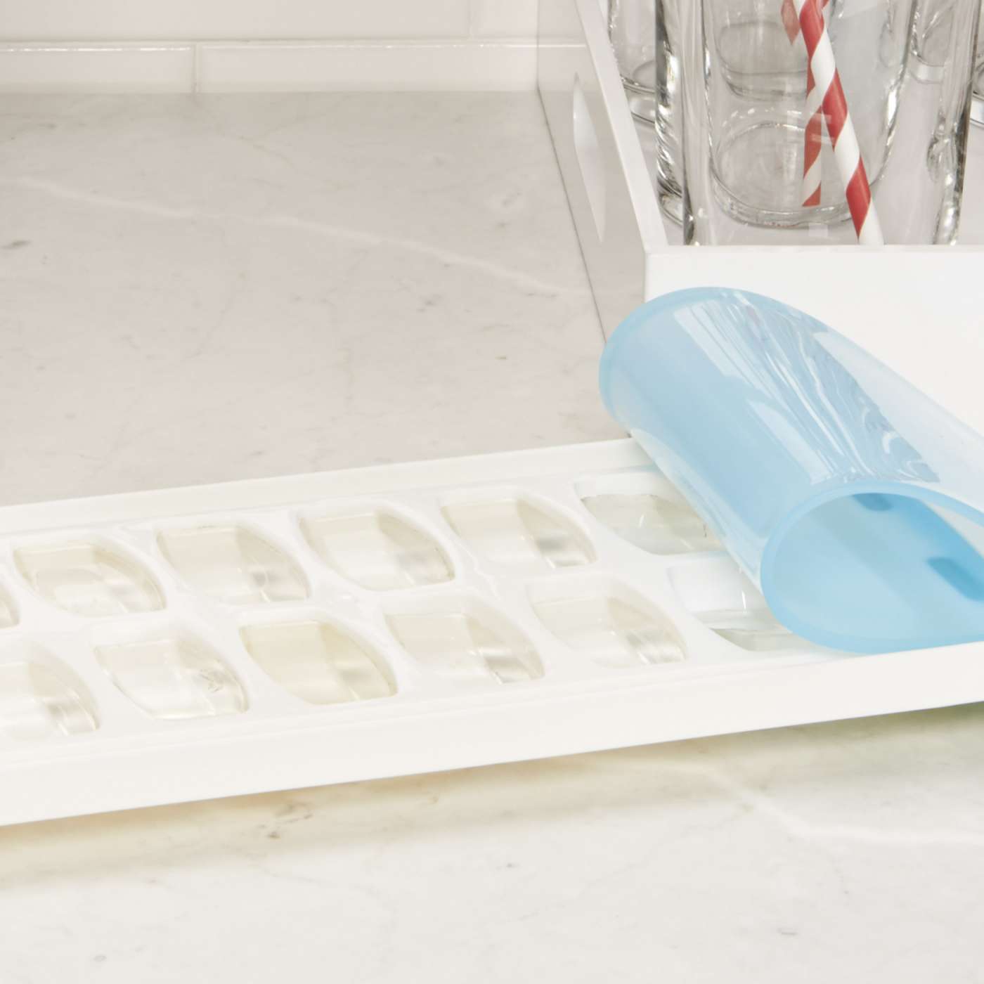 NoSpill Ice Cube Tray OXO UK