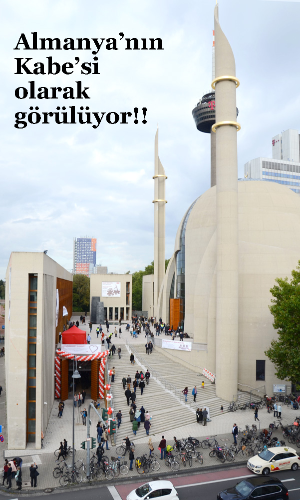 Köln DİTİB’de alış veriş merkezi açıldı Öztürk