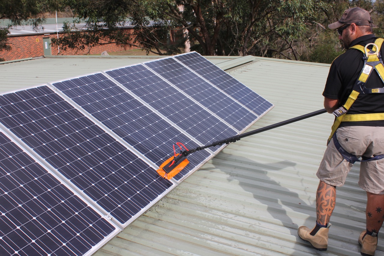 Solar Panel Cleaning Roof Gutter Cleaning Melbourne & Berwick