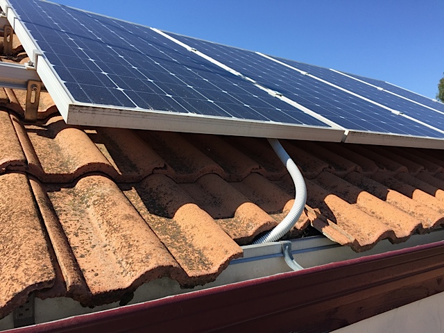 solar_panel_leaking Melbourne, Gutter Cleaning