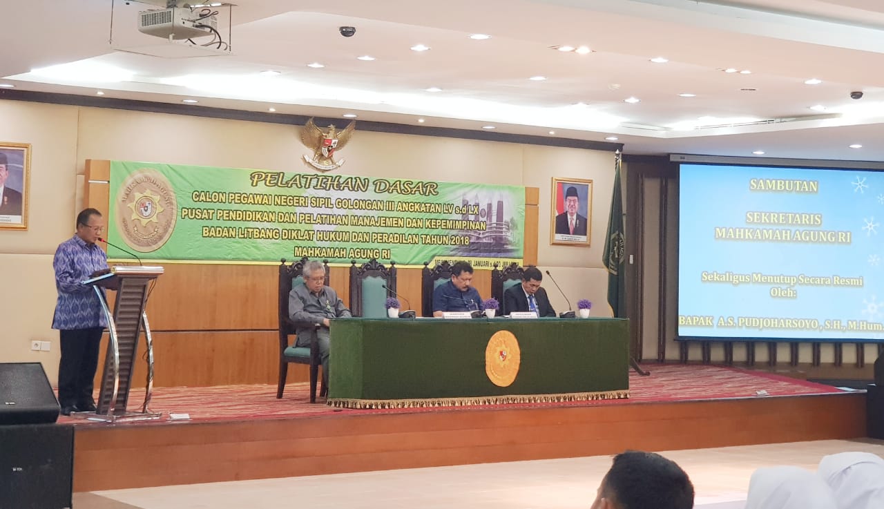 SEKRETARIS MAHKAMAH AGUNG CALON HAKIM AGAR MENJAGA INTEGRITAS