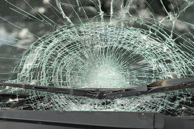 Pace’s Chip & Rock Windshield Repair & Replacement Sacramento, CA