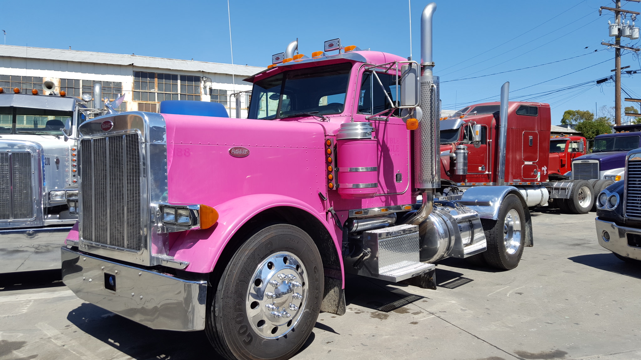 2004 Peterbilt 379 exhd Single Axle California Compliant Truck Sales